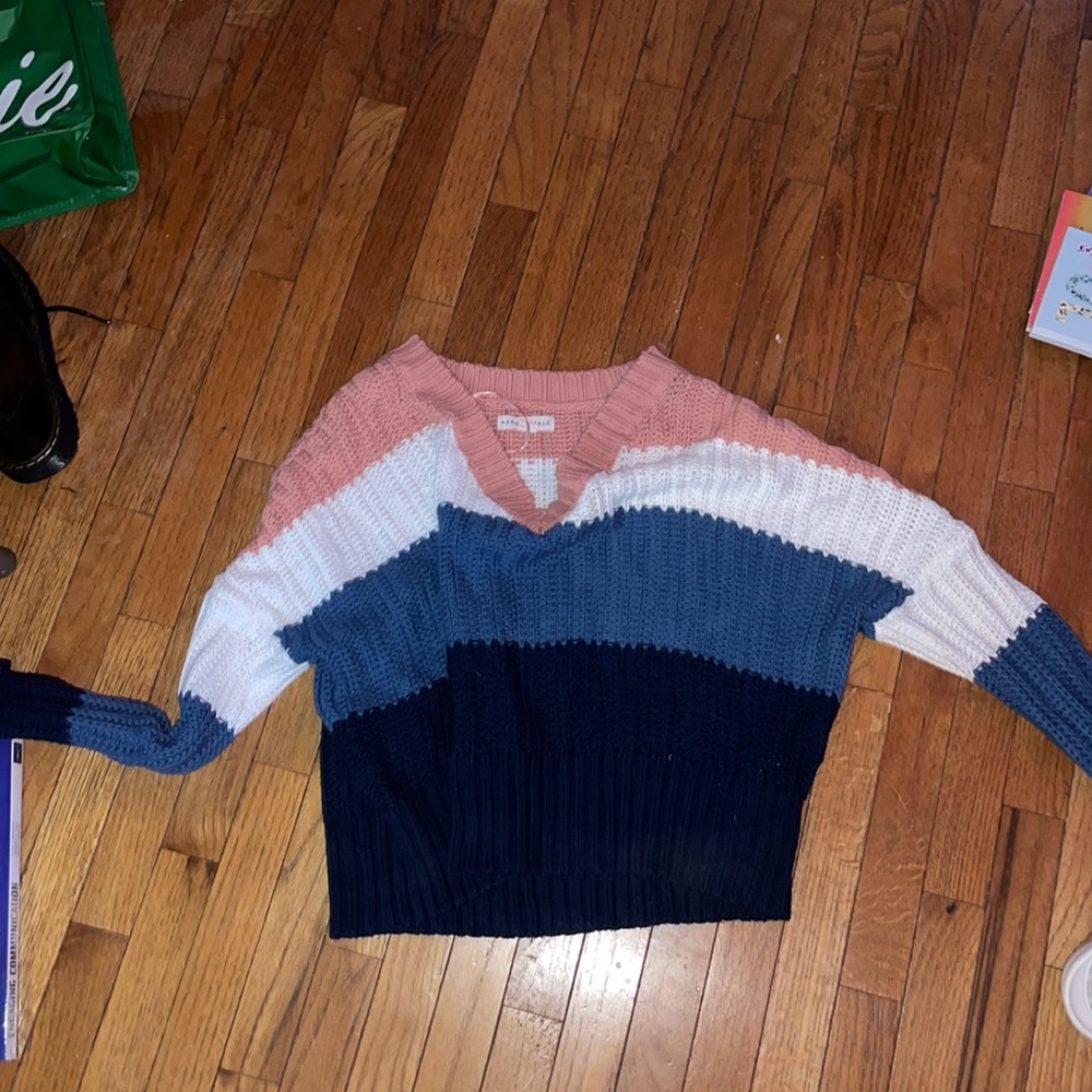 Aeropostale. Pink, white and navy blue sweater